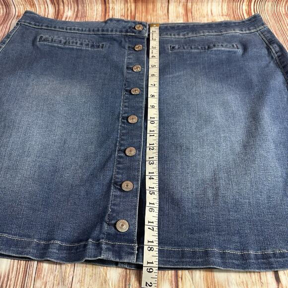 Wallflower Size 22W Blue Button Front Jean Denim Knee Length Skirt Stretch 41X19 - Picture 5 of 9